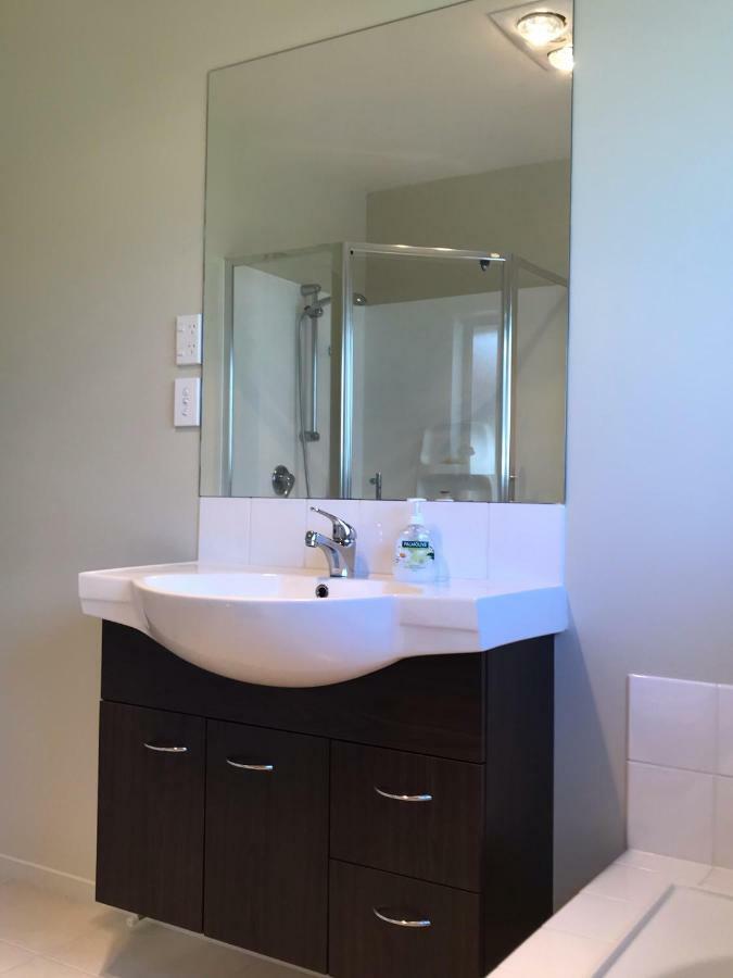 Christchurch City Fringe Family Home Modern Private Room 基督城 外观 照片